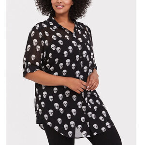 Torrid Plus Size 5 Skull Chiffon Sheer Button Down Tunic Top Shirt‎ Punk Gothic